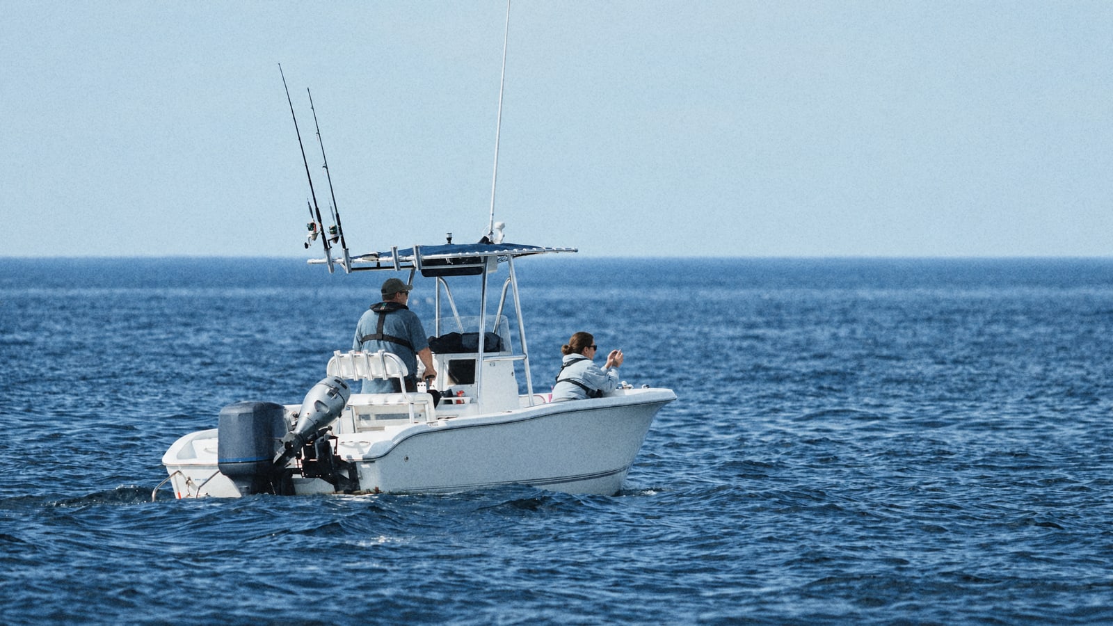 Málaga Fishing Trip for Beginners: How the Day Works and Which Boat